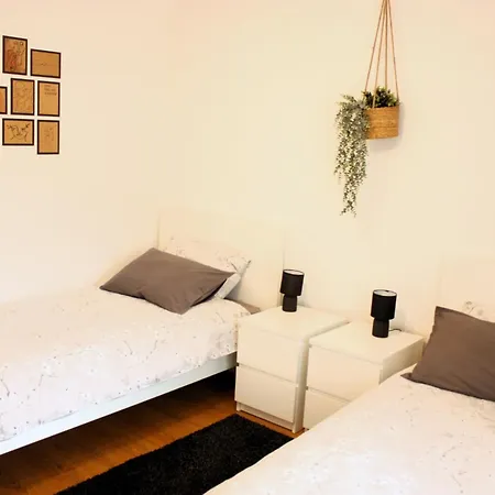 Jona, Appartement Bled